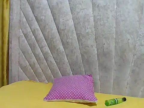 Sexy Villagegal online show from April 2026 04:37:01 PM