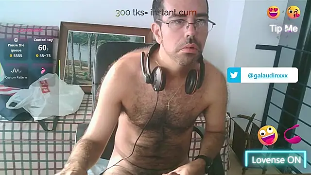 Snapshot of galaudin_3x_ chatting on July 2026 06:31:02 AM galaudin 3x online show from July 2026 06:31:02 AM