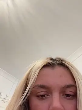 IrishTeenBarbie69 online show from April 2026 01:47:01 PM