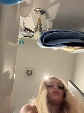 IrishTeenBarbie69 online show from December 2024 12:44:02 AM