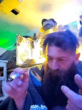 Snapshot of only_yours_for_now chatting on April 2026 01:17:02 PM only yours for now online show from April 2026 01:17:02 PM