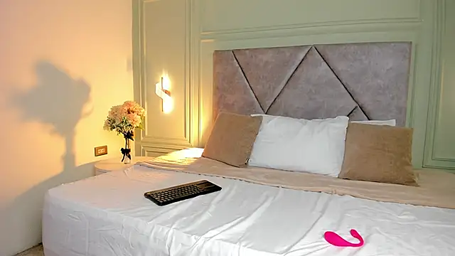  Miss Kimm online show from December 2025 11:44:02 AM