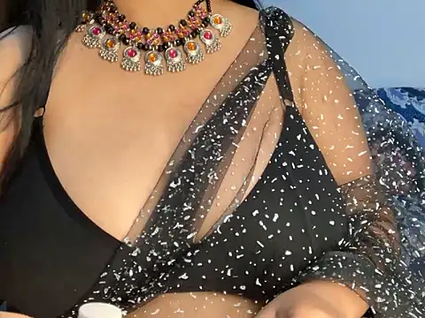 Aishwarya 101  online show from October 2025 06:42:01 PM