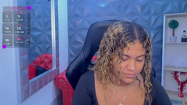 Cristal War online show from April 2026 10:17:02 PM