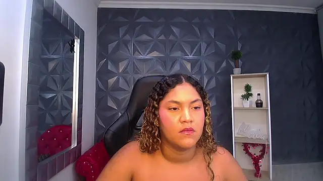 Cristal War online show from December 2025 11:05:02 PM