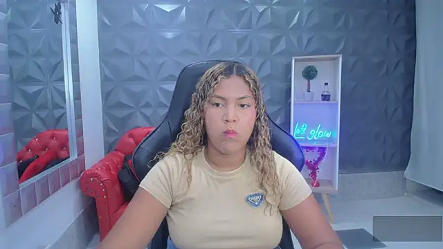 Cristal War online show from March 2026 11:07:01 PM