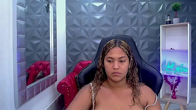 Cristal War online show from February 2026 11:35:01 PM