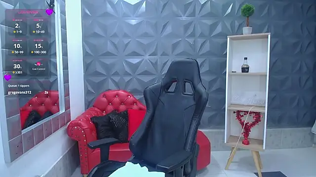 Cristal War online show from March 2026 11:33:02 PM