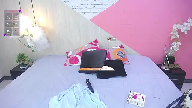 Cristal War online show from March 2026 10:24:01 PM