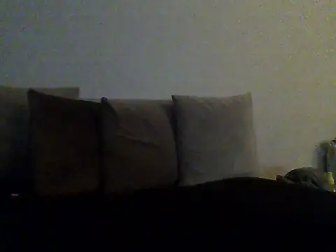 Snapshot of desi_black_cock chatting on February 2025 10:40:01 AM desi black cock online show from February 2025 10:40:01 AM