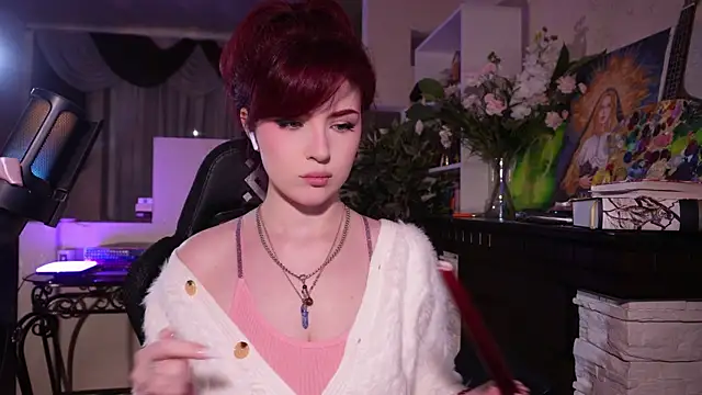 Snapshot of Chriss_Fox chatting on November 2025 03:22:02 PM Chriss Fox online show from November 2025 03:22:02 PM