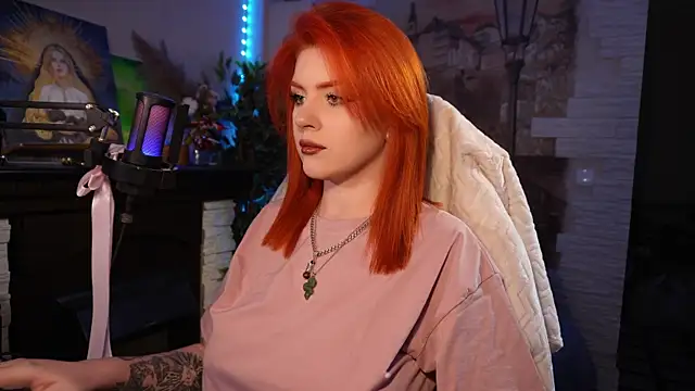 Snapshot of Chriss_Fox chatting on March 2025 03:18:01 PM Chriss Fox online show from March 2025 03:18:01 PM