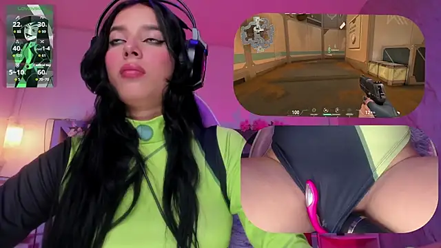 Snapshot of SweetieCloe_ chatting on November 2025 09:40:01 PM SweetieCloe online show from November 2025 09:40:01 PM