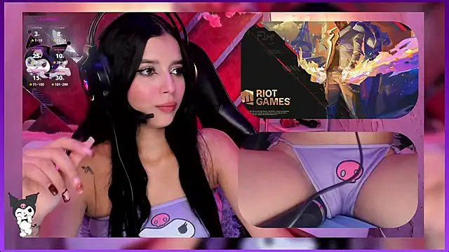 SweetieCloe  online show from September 2025 10:01:02 PM