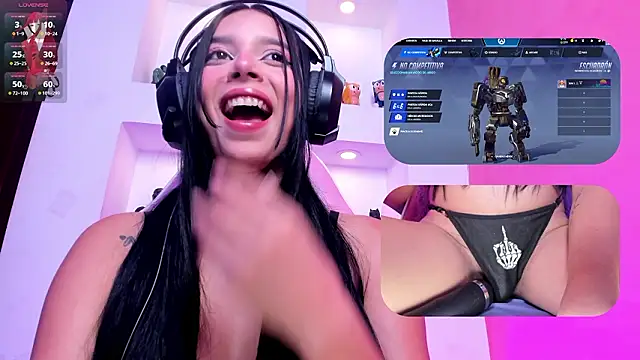 SweetieCloe  online show from February 2026 09:28:02 PM