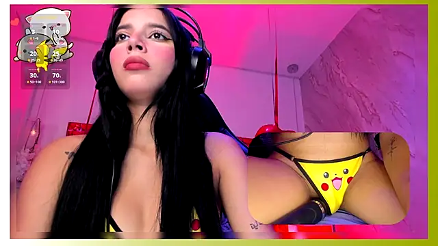 SweetieCloe  online show from February 2026 09:03:02 PM