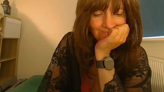Ella Next Door online show from May 2026 06:42:02 PM