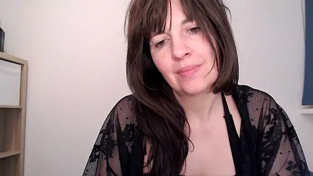 Ella Next Door online show from January 2026 10:48:02 PM