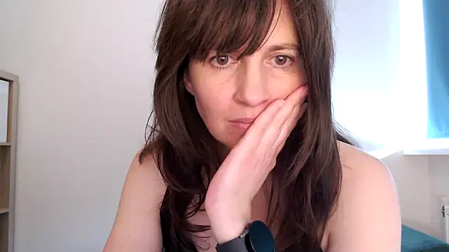 Ella Next Door online show from March 2026 03:19:02 PM