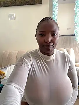 Snapshot of Naughty-sonia2 chatting on March 2025 07:15:01 AM Naughty-sonia2 online show from March 2025 07:15:01 AM