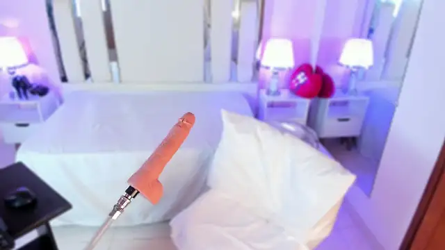 Miliaangeles online show from November 2025 12:09:02 PM