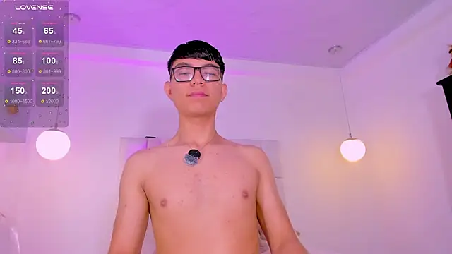 CodyTwink online show from May 2026 01:54:01 PM