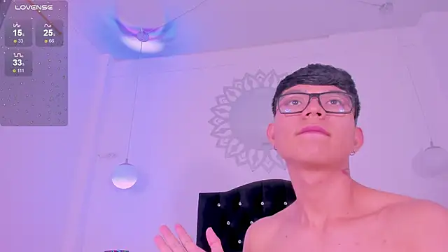 CodyTwink online show from October 2025 05:24:02 PM