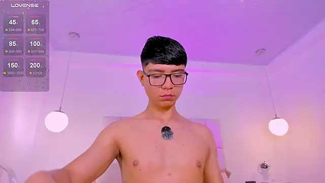 CodyTwink online show from July 2026 01:28:01 PM