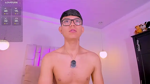 CodyTwink online show from April 2026 01:06:02 PM