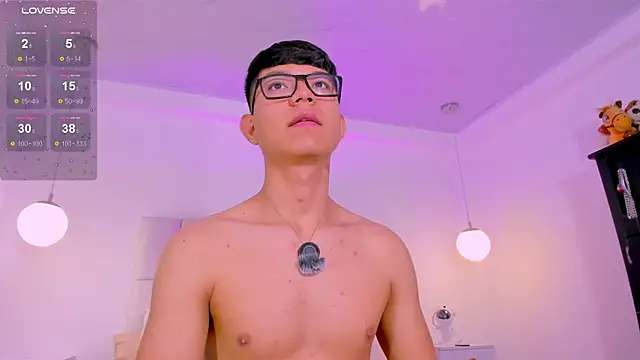 CodyTwink online show from June 2026 01:22:02 PM