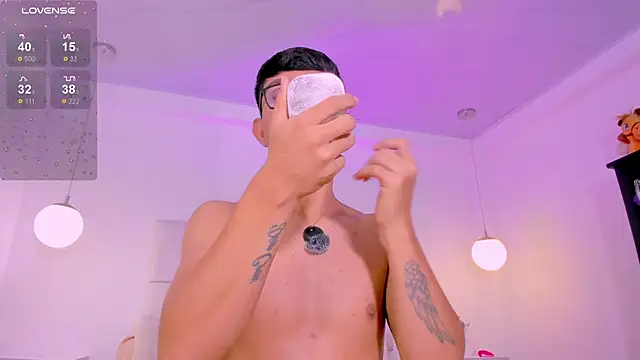 CodyTwink online show from June 2026 01:22:02 PM