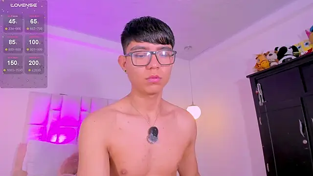 CodyTwink online show from April 2026 02:54:02 PM