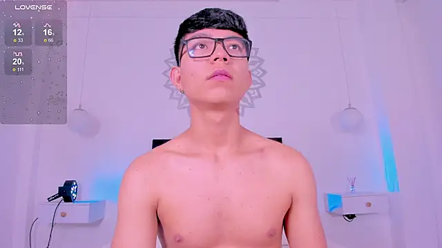 CodyTwink online show from October 2025 04:41:01 PM