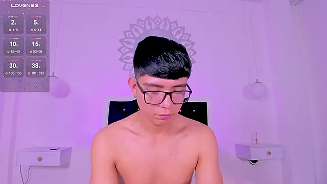 CodyTwink online show from December 2025 11:43:02 PM