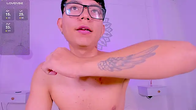 CodyTwink online show from November 2025 03:34:02 PM