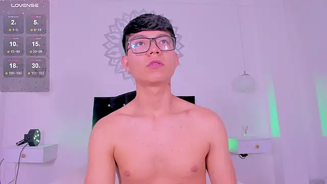 CodyTwink online show from October 2025 01:34:01 PM