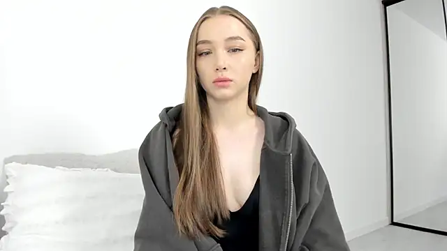 Snapshot of Sweet-bb chatting on February 2026 04:40:01 PM Sweet-bb online show from February 2026 04:40:01 PM