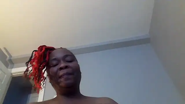 AllLeggs online show from March 2025 05:44:01 PM