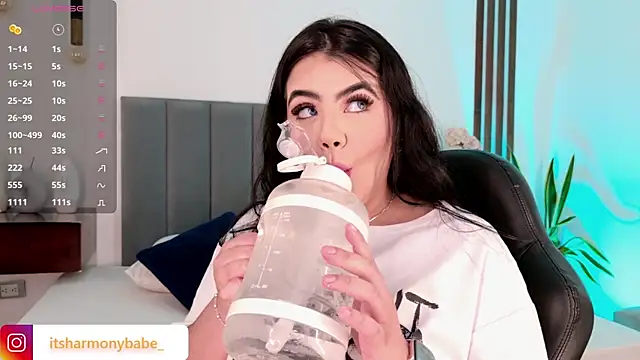 Harmonybabe  online show from May 2026 08:50:02 PM