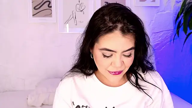 Harmonybabe  online show from November 2025 07:52:02 PM