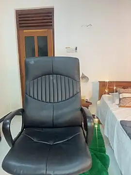 Cinderella-98 online show from April 2026 05:14:01 PM