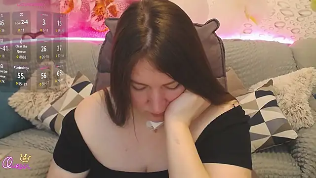 Nataly cute online show from May 2026 07:14:01 PM