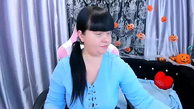 Snapshot of Sexy_MALIKKA chatting on November 2025 05:12:02 AM Sexy MALIKKA online show from November 2025 05:12:02 AM