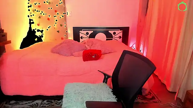 Snapshot of blackbarbietrans chatting on February 2025 12:41:01 AM blackbarbietrans online show from February 2025 12:41:01 AM