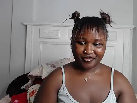 Snapshot of Kim_nasty chatting on October 2025 07:37:01 PM Kim nasty online show from October 2025 07:37:01 PM