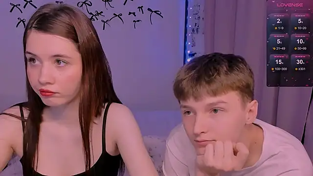 CoddleWeeper  online show from April 2026 02:41:02 PM