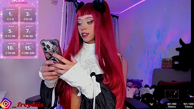 Miss freydis online show from November 2025 05:55:02 AM