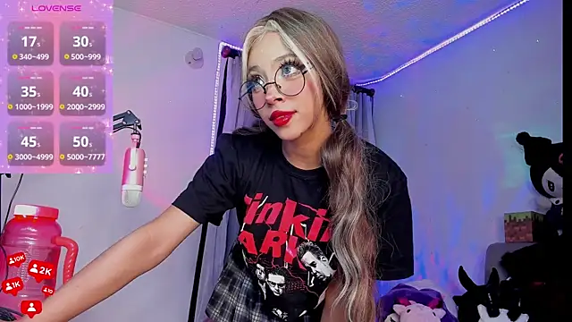 Miss freydis online show from November 2025 05:11:01 AM