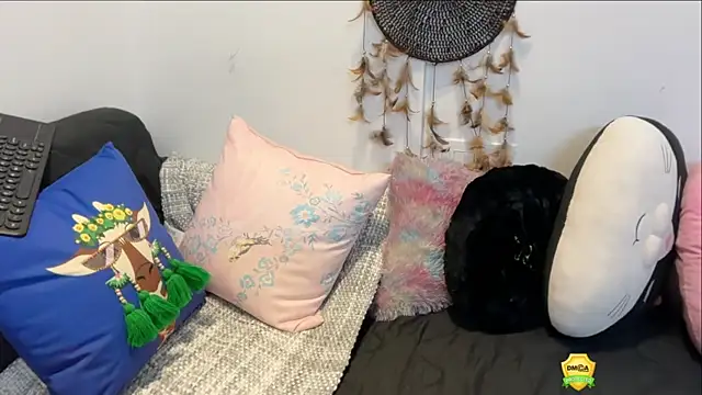 Unique-Beauty online show from September 2025 04:46:01 PM