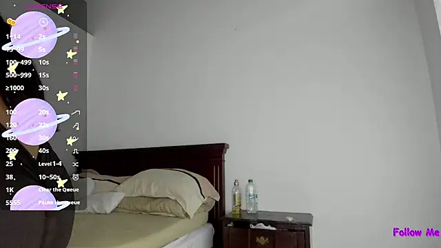 cherrycurvyyy online show from February 2026 12:17:01 PM